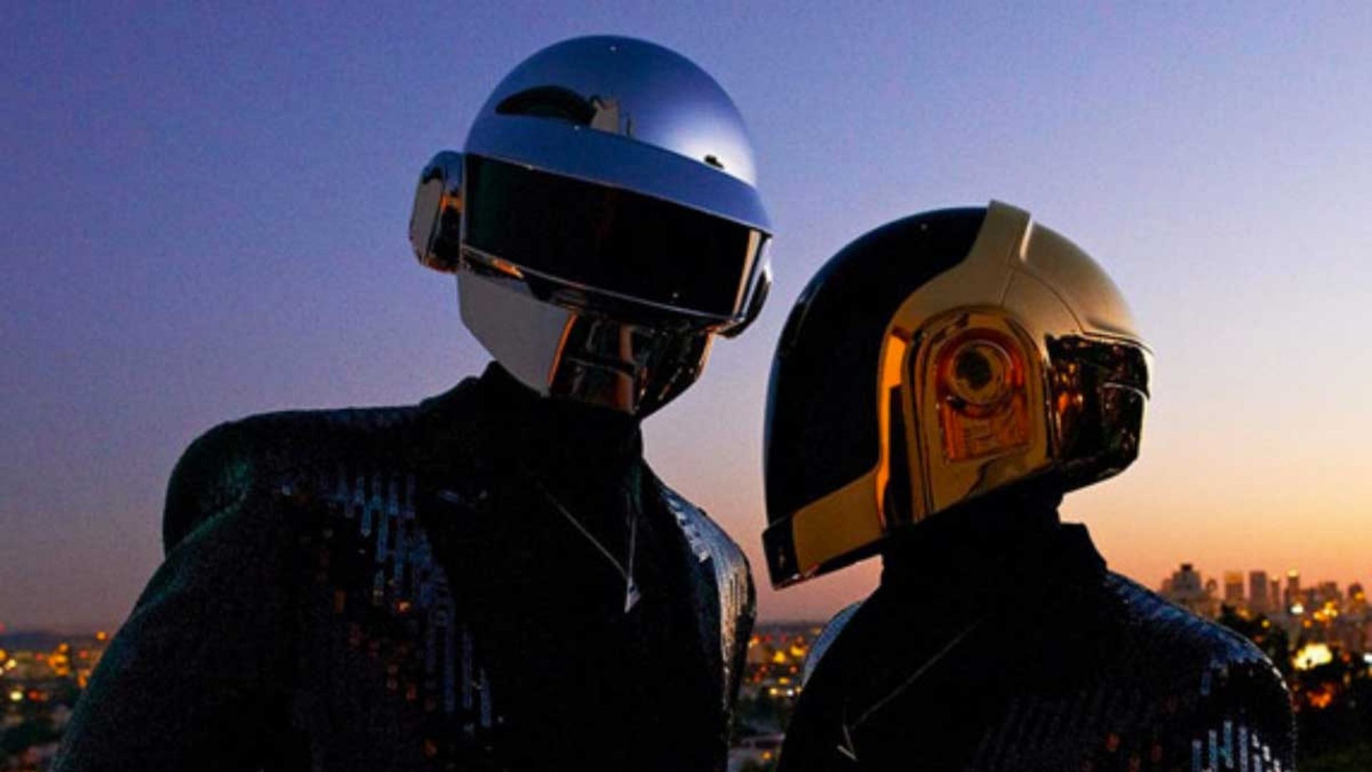 Fan de Daft Punk crea un reloj de palabras en base a “Harder, Better, Faster, Stronger” Fan de Daft Punk crea un reloj de palabras en base a “Harder, Better, Faster, Stronger”
