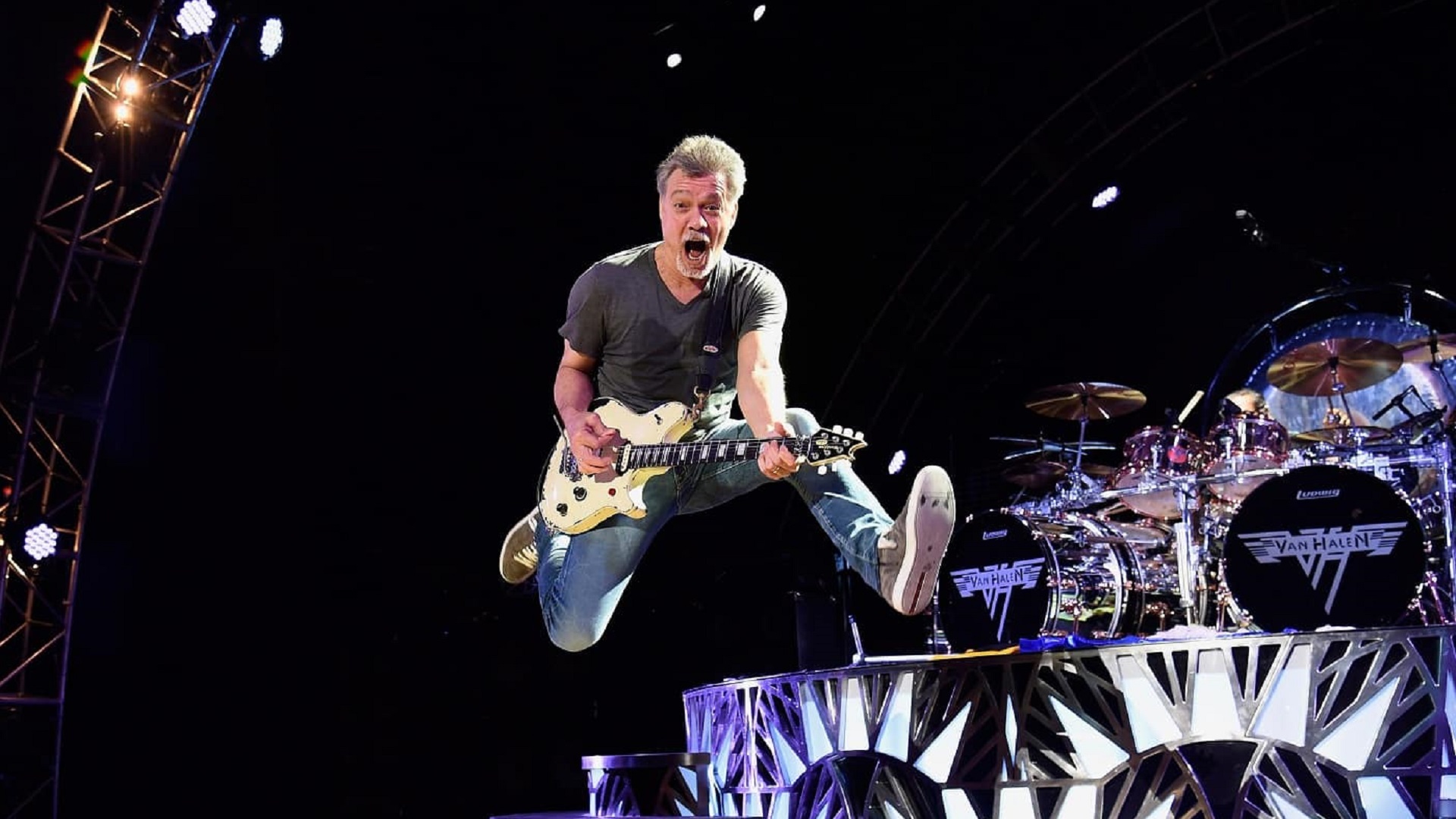 Las ventas de Van Halen crecen tras la muerte de Eddie Las ventas de Van Halen crecen tras la muerte de Eddie