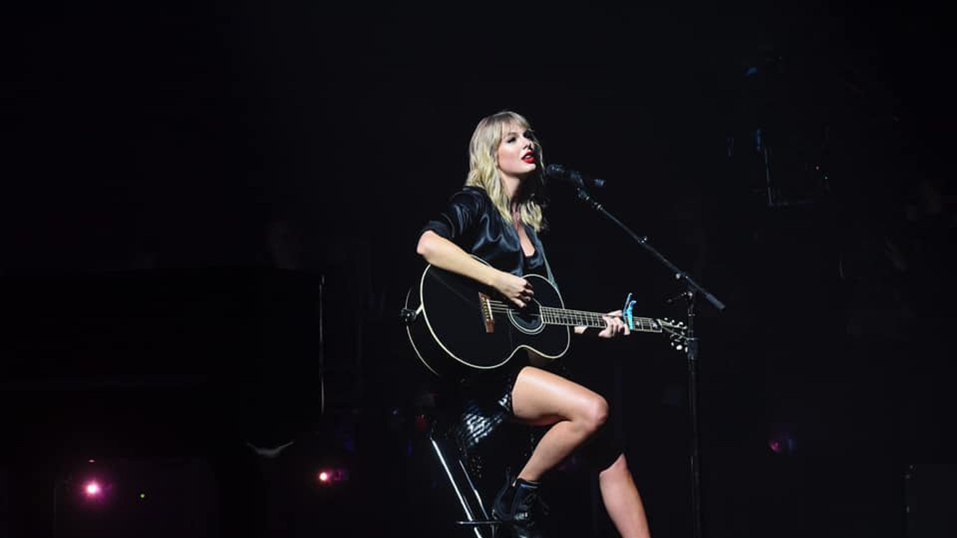 Taylor Swift es nombrada la mujer de la década de Billboard a sus casi 30 años de edad con 213 premios ganados hasta el momento
