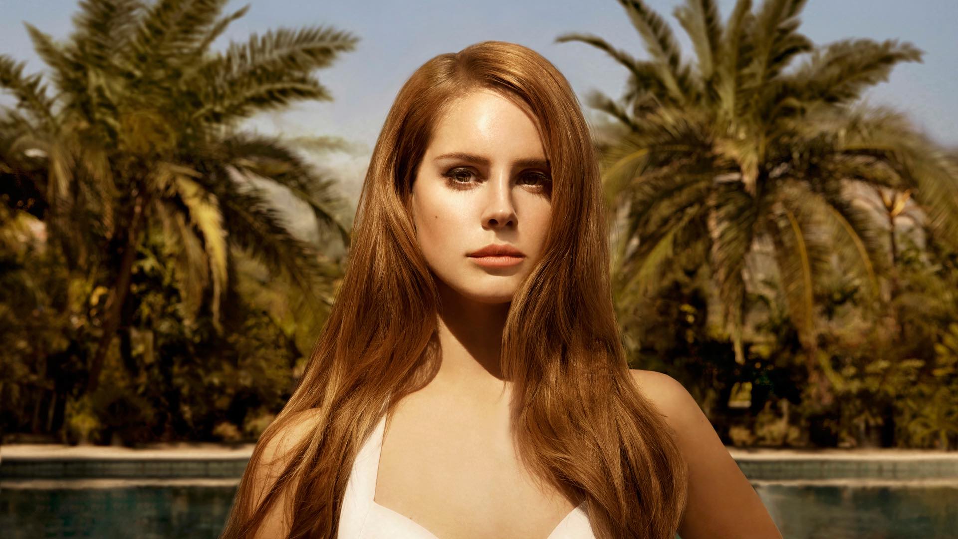 Lana Del Rey anuncia nuevo álbum 'Blue Banisters'