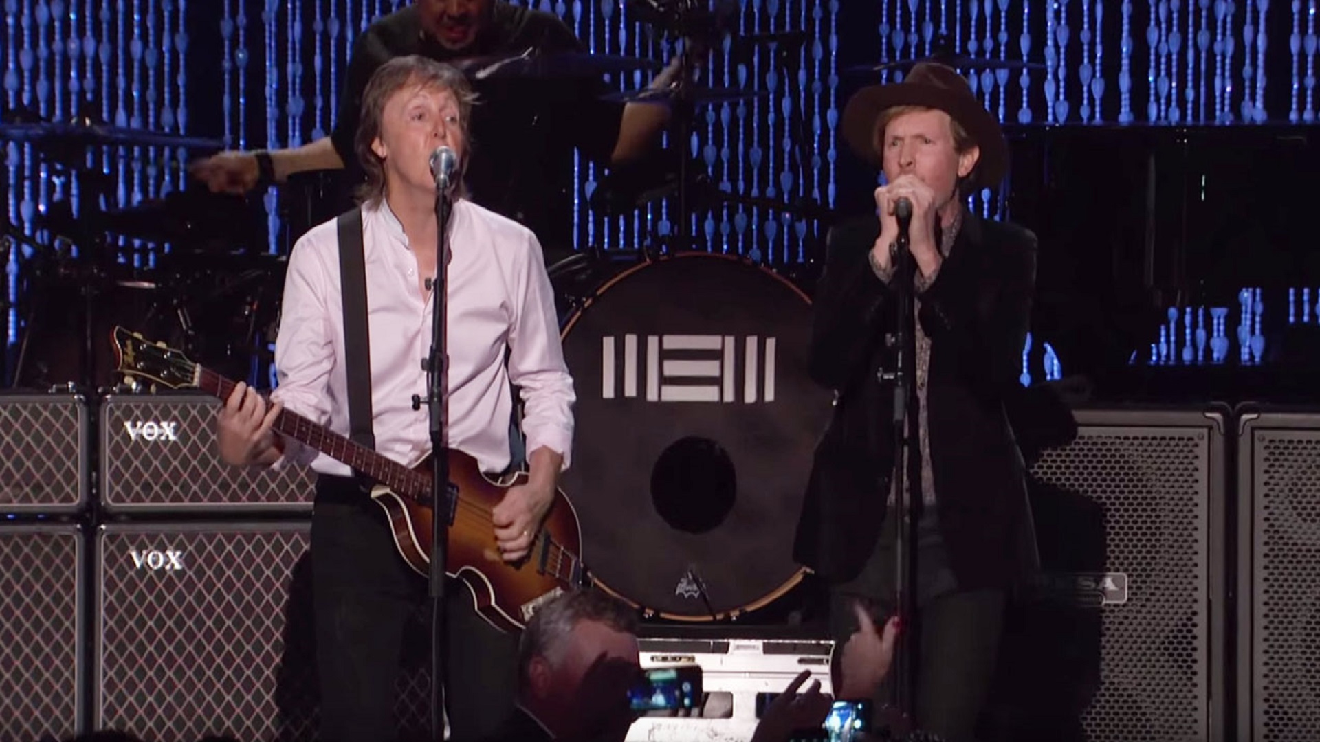 Paul McCartney  y Beck presentan el remix de la canción 'Find My Way'