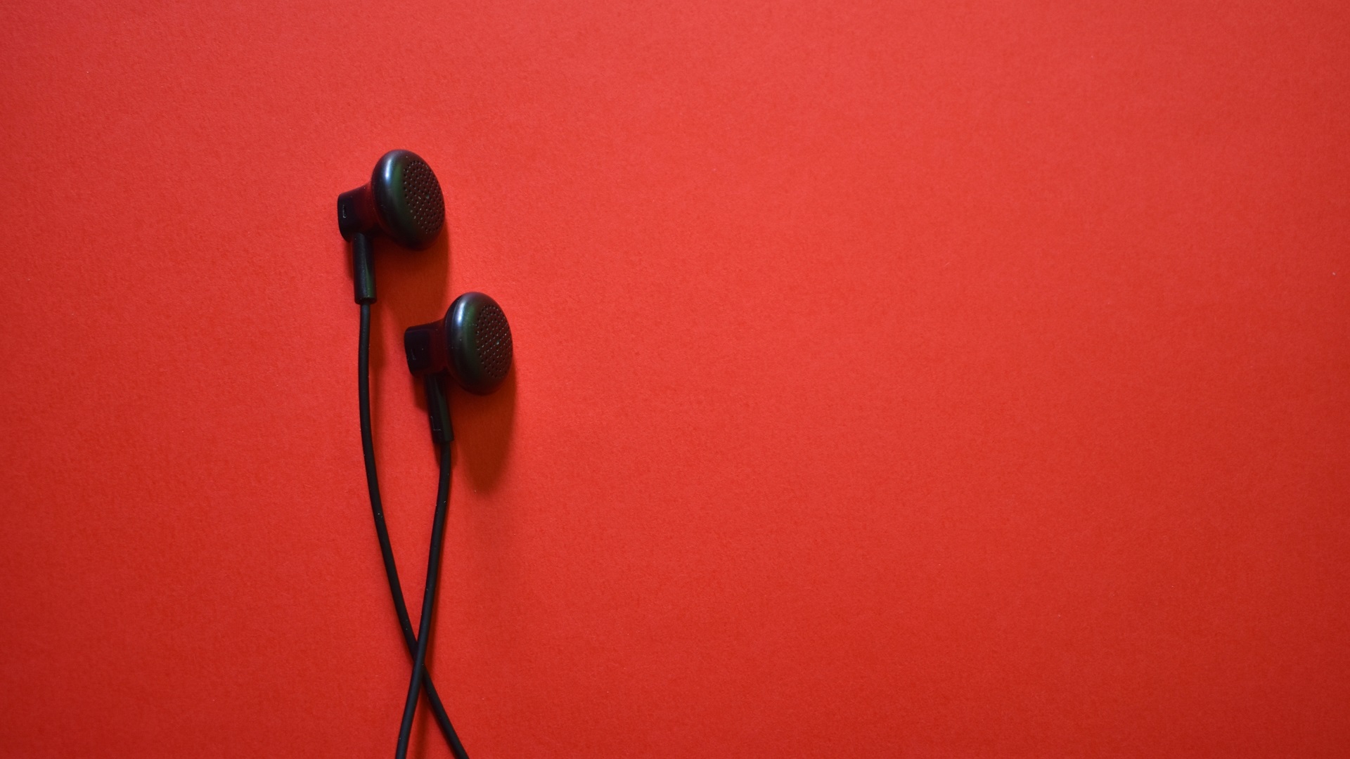 Es oficial: Escuchar música en el trabajo aumenta la productividad Es oficial: Escuchar música en el trabajo aumenta la productividad