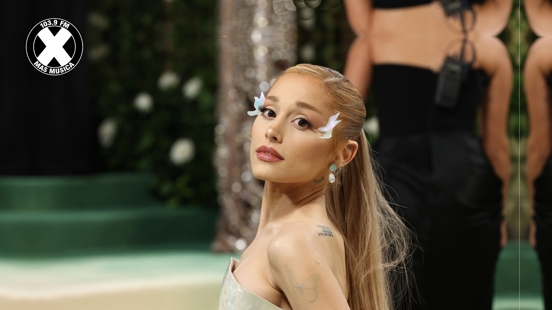 Ariana Grande regresa a los escenarios
