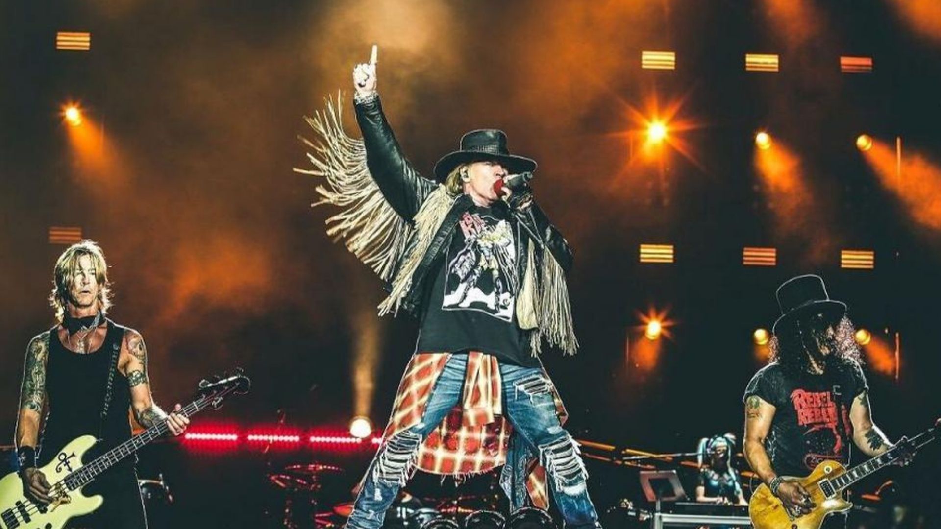 Slash dice que “está saliendo material nuevo de Guns N’ Roses” Slash dice que “está saliendo material nuevo de Guns N’ Roses”