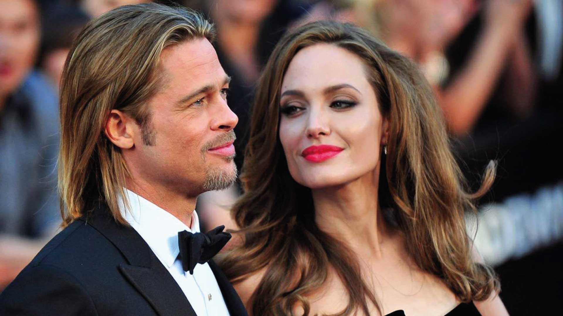 Angelina Jolie demandó a Brad Pitt por 250 millones de dólares Angelina Jolie demandó a Brad Pitt por 250 millones de dólares
