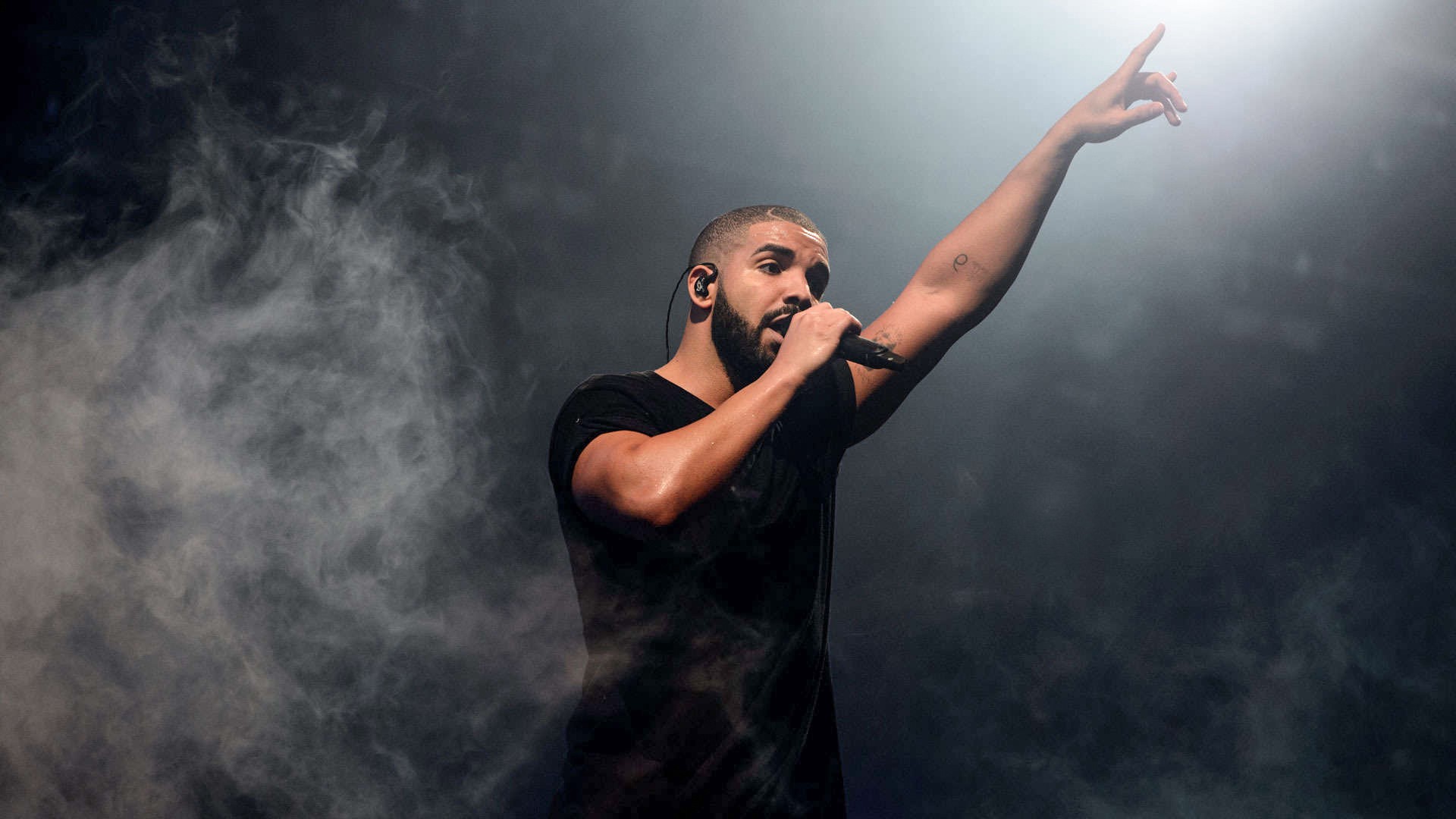 Drake hace un debut histórico en Billboard con 'Toosie Slide'