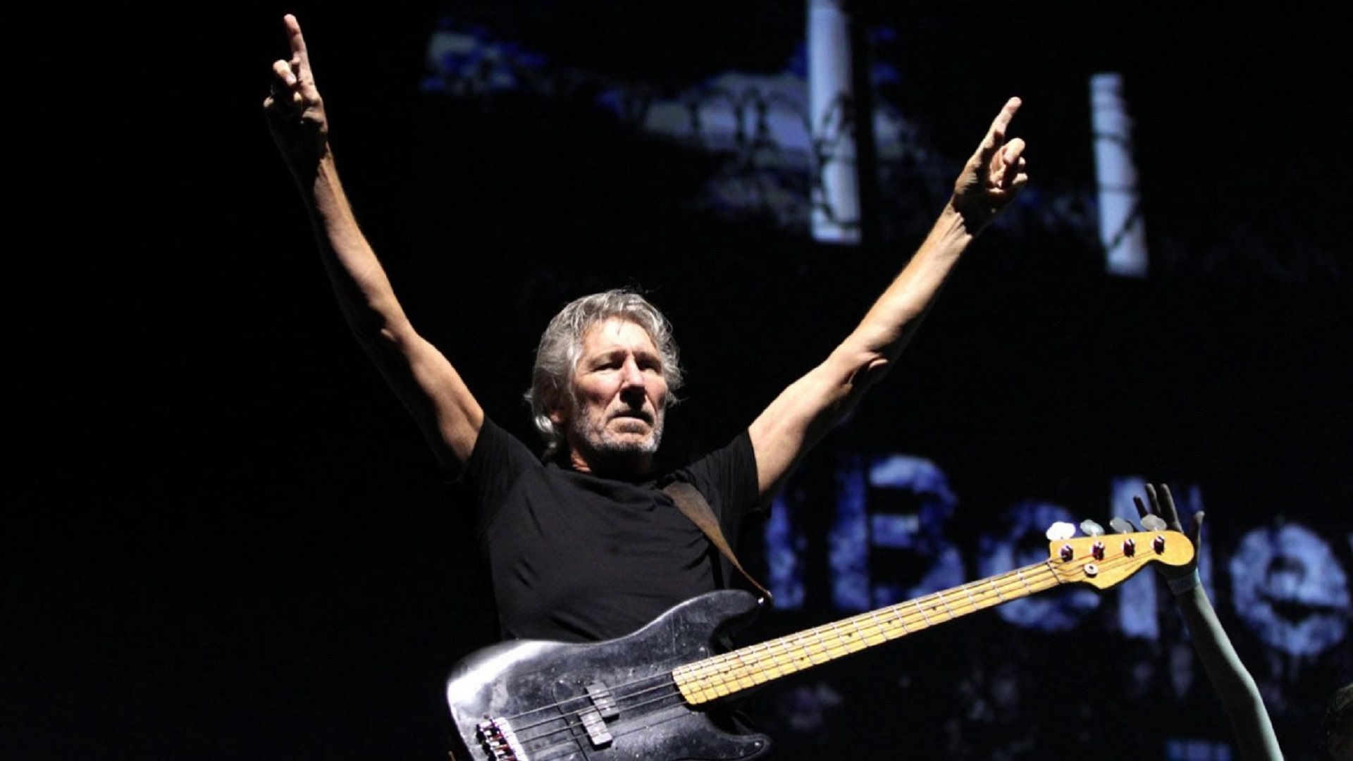 Roger Waters interpreta ‘Two Suns In The Sunset’ desde la cuarentena Roger Waters interpreta ‘Two Suns In The Sunset’ desde la cuarentena