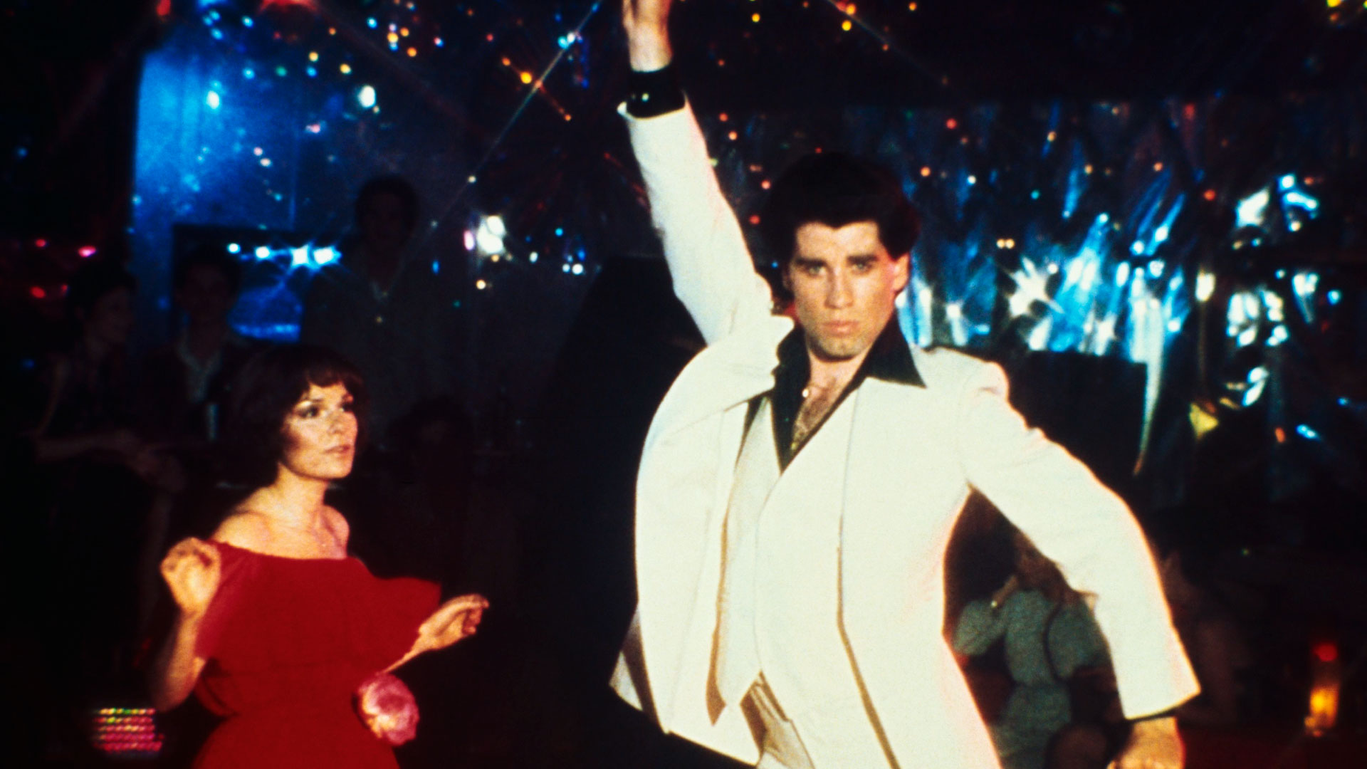 Canciones estrenadas el año en que Travolta bailaba en Saturday Night Fever: ¡Feliz cumpleaños John!