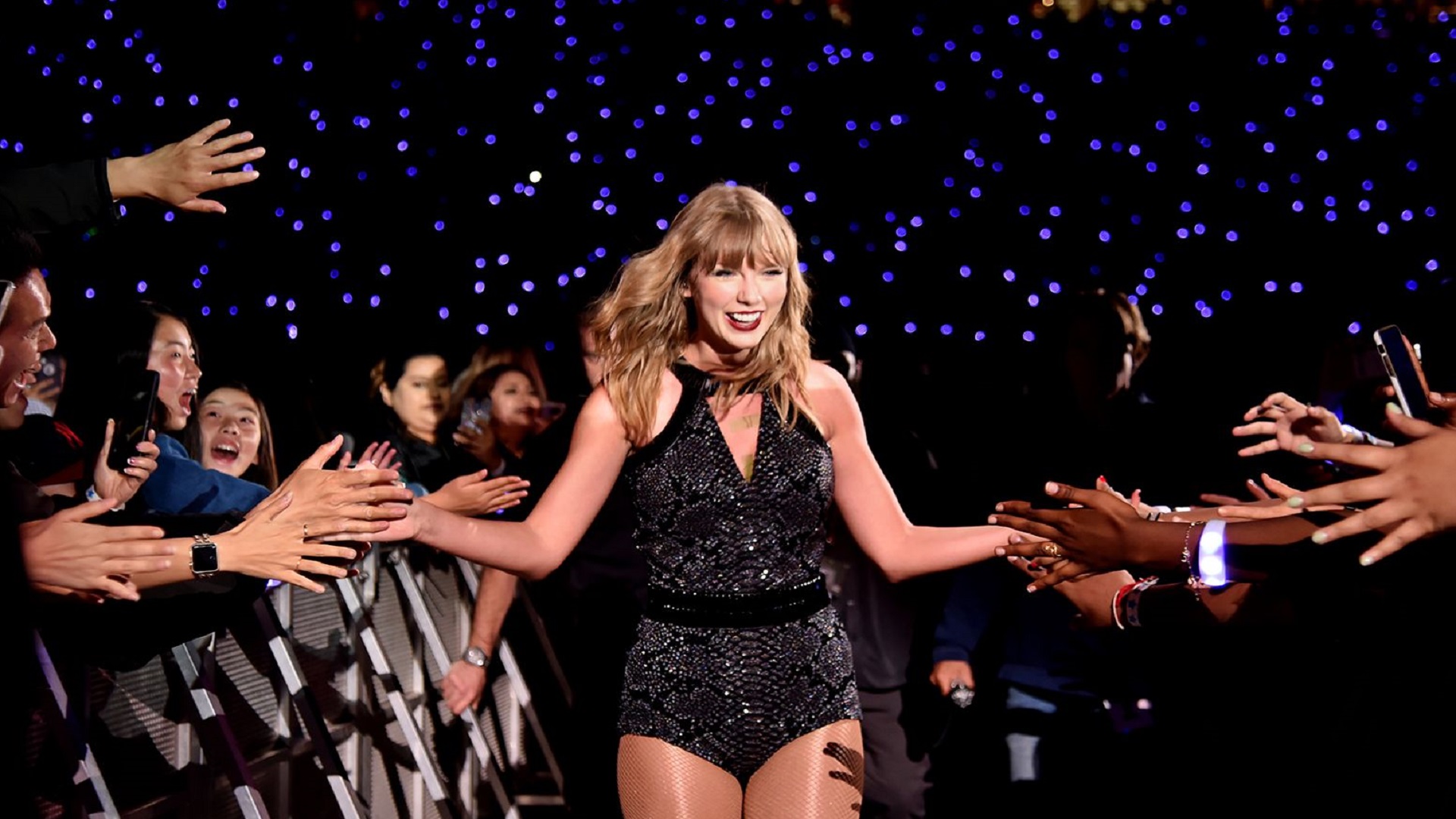 Taylor Swift rompe récords con "Folklore"