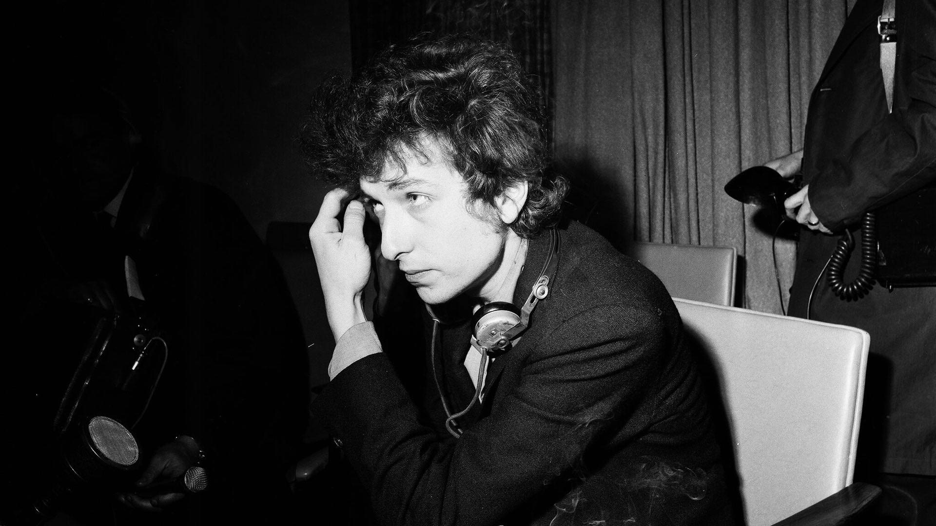 #MañanasX: Bob Dylan acusado de abusar sexualmente de una niña de 12 años en 1965