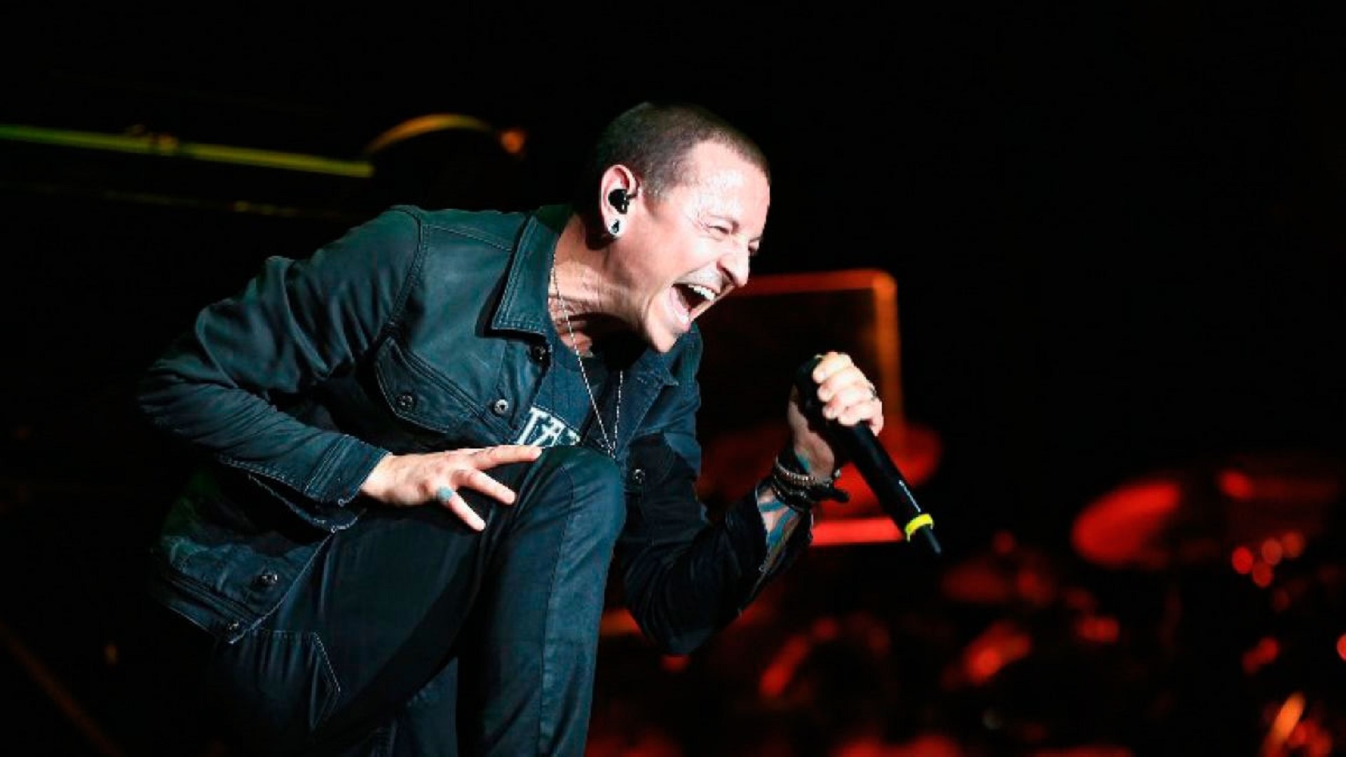 Revelan video de Chester Bennington cantando 'Polly' de Nirvana Revelan video de Chester Bennington cantando 'Polly' de Nirvana