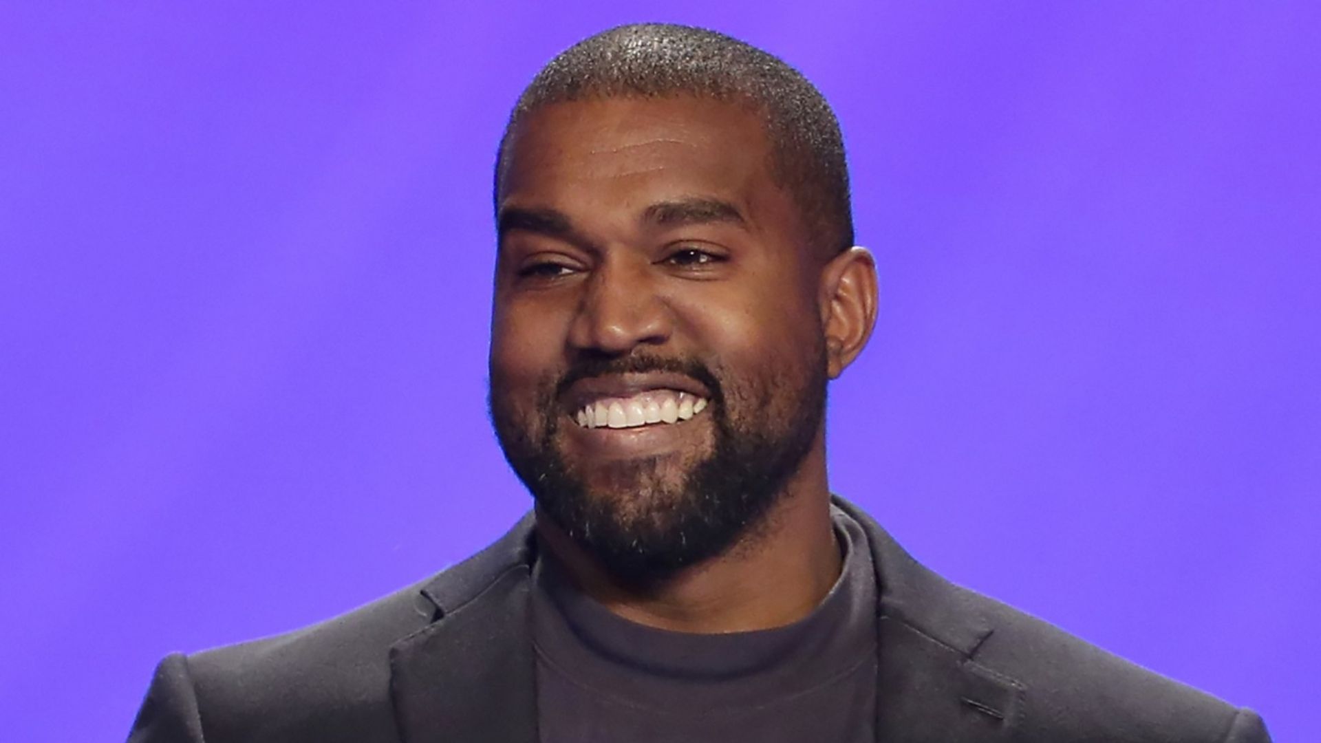 Kanye West anuncia que 'Donda 2' se lanzará exclusivamente en su Stem Player
