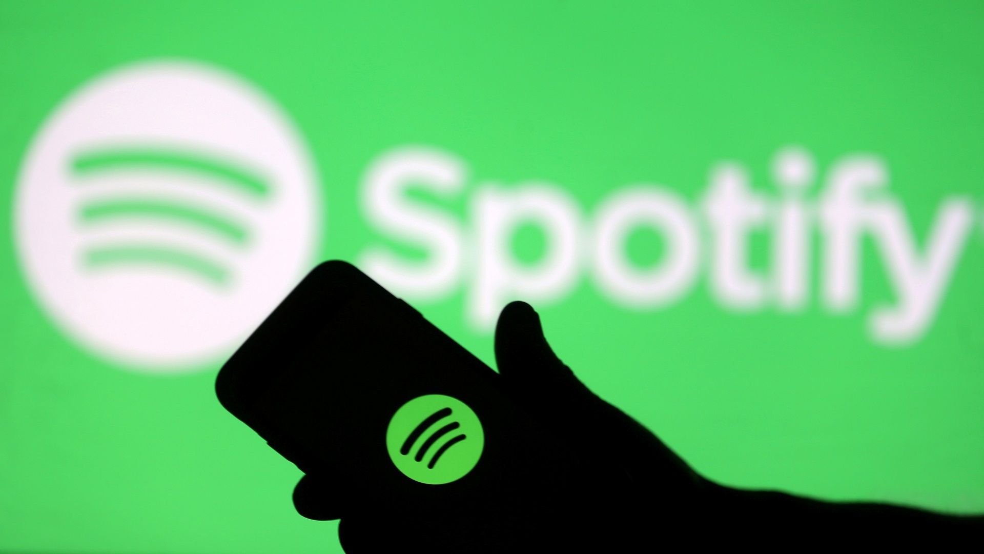Spotify producirá adaptaciones de sus podcasts más exitosos