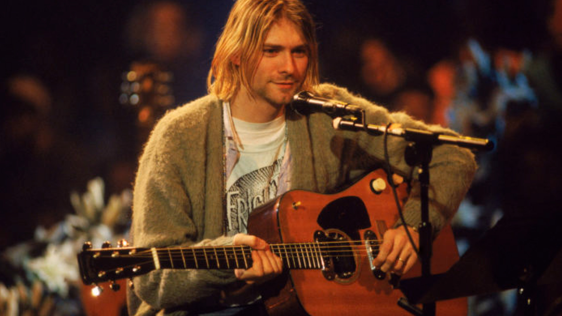 La guitarra que Kurt Cobain usó en su MTV Unplugged se convierte en el instrumento más caro de la historia