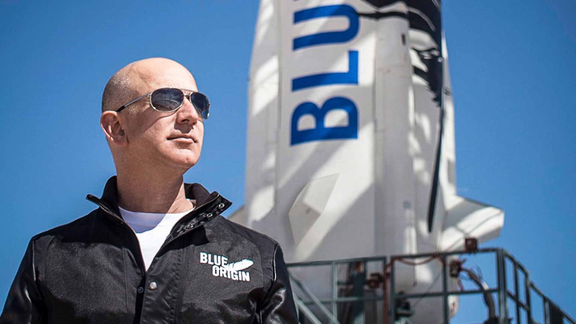 #MañanasX: Jeff Bezos, anunció que pronto viajará al espacio