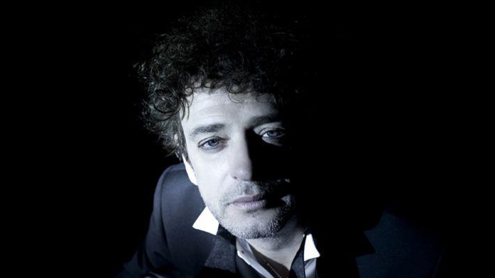 ¡Gracias totales! Hoy celebraríamos el cumpleaños de Gustavo Cerati