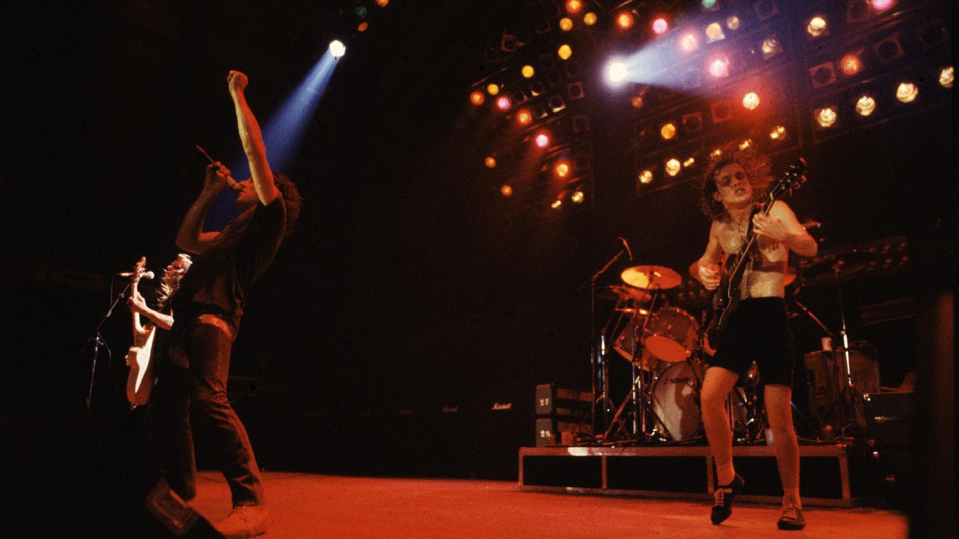 Se cumplen 40 años del 'Back in black' de AC/DC