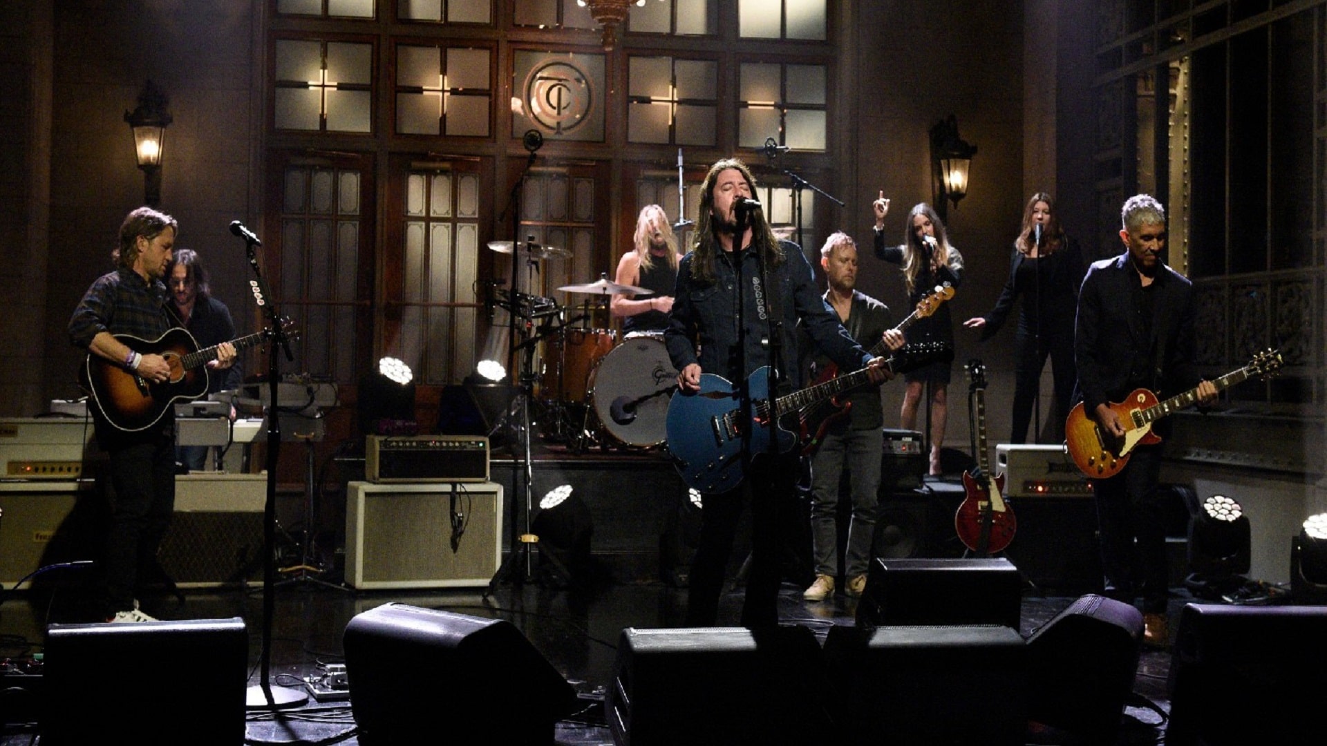 Foo Fighters lanza ‘Shame Shame’ en SNL y anuncia álbum