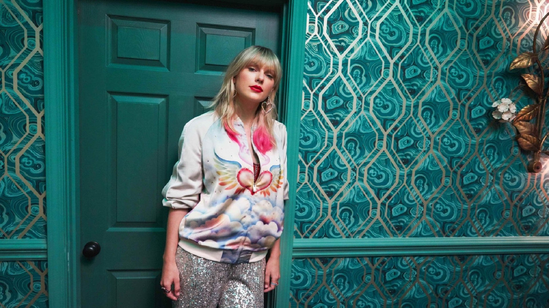¿Taylor Swift estaría lanzando un tercer álbum sorpresa?