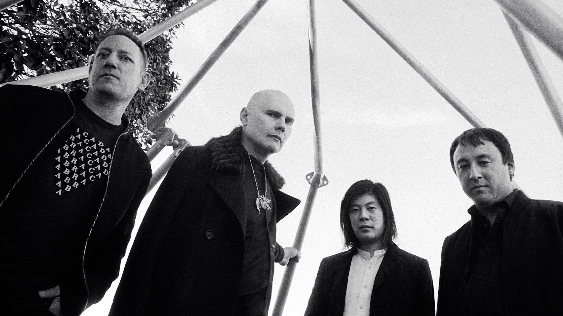 Los Smashing Pumpkins anuncian 'Live in Japan' para celebrar 30 años de su álbum debut