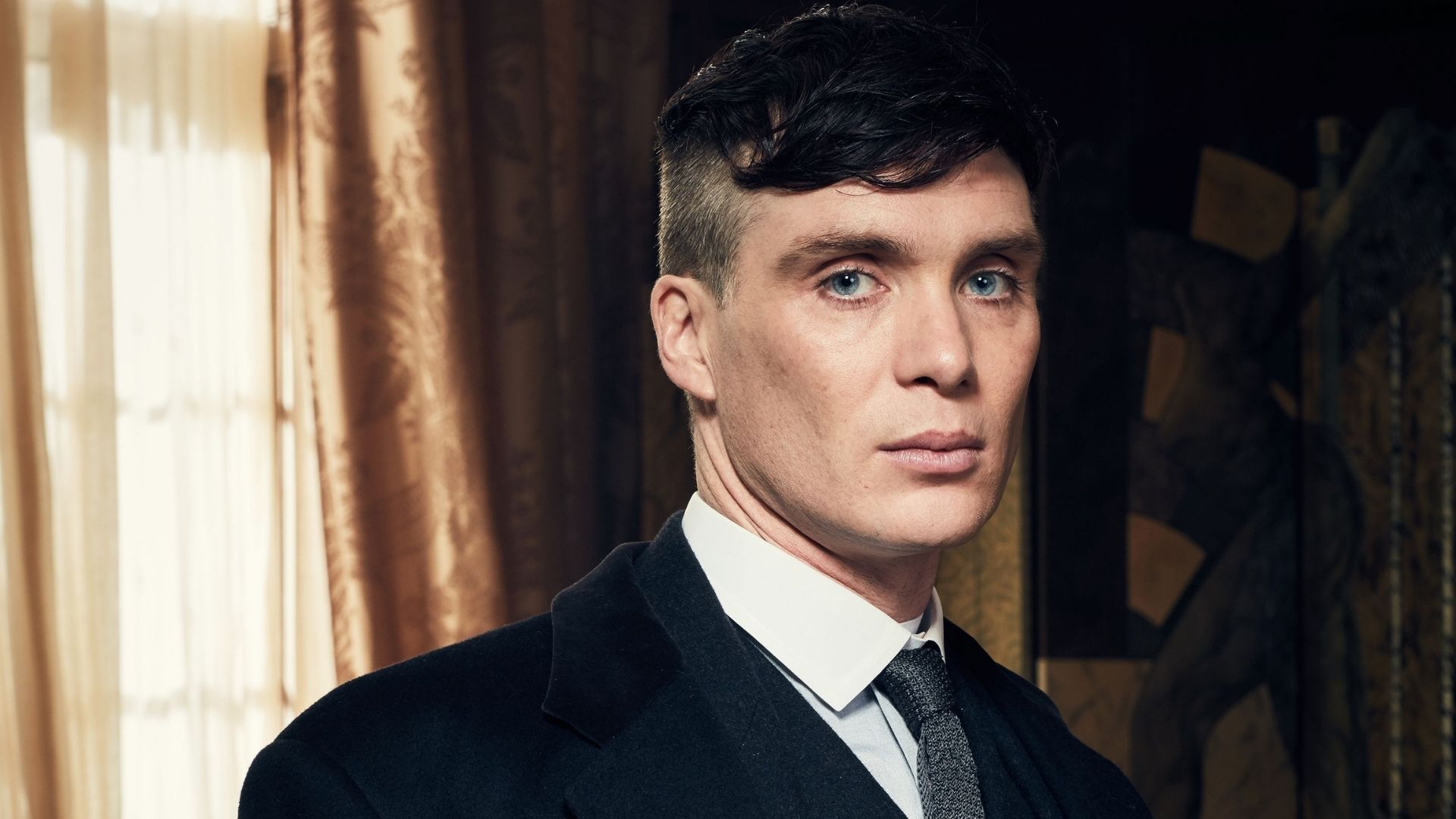 'Oppenheimer' de Christopher Nolan lanza la primera imagen de Cillian Murphy como el padre de la bomba atómica 'Oppenheimer' de Christopher Nolan lanza la primera imagen de Cillian Murphy como el padre de la bomba atómica