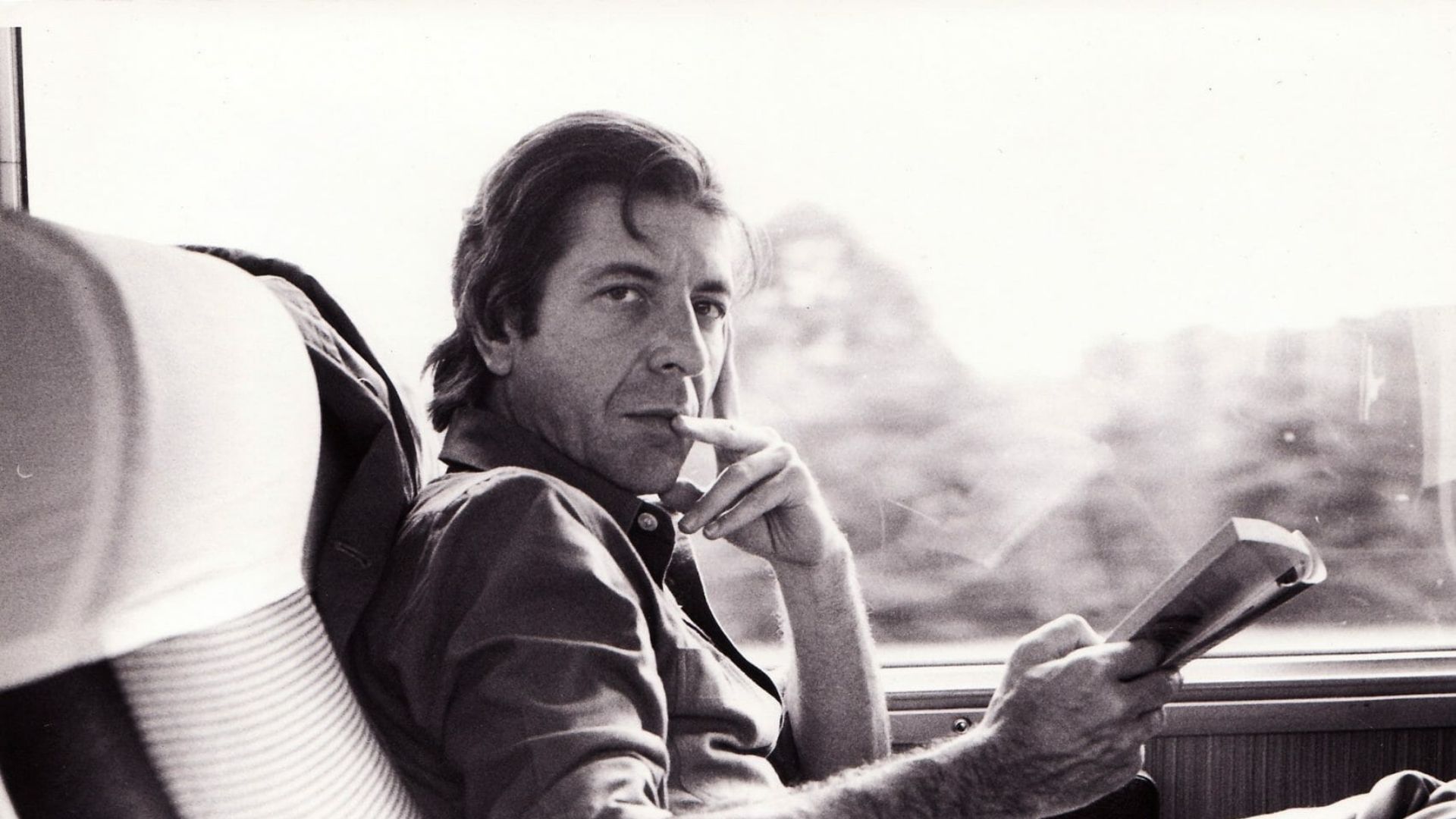 Firma británica adquiere todo el catálogo del ícono del folk Leonard Cohen Firma británica adquiere todo el catálogo del ícono del folk Leonard Cohen