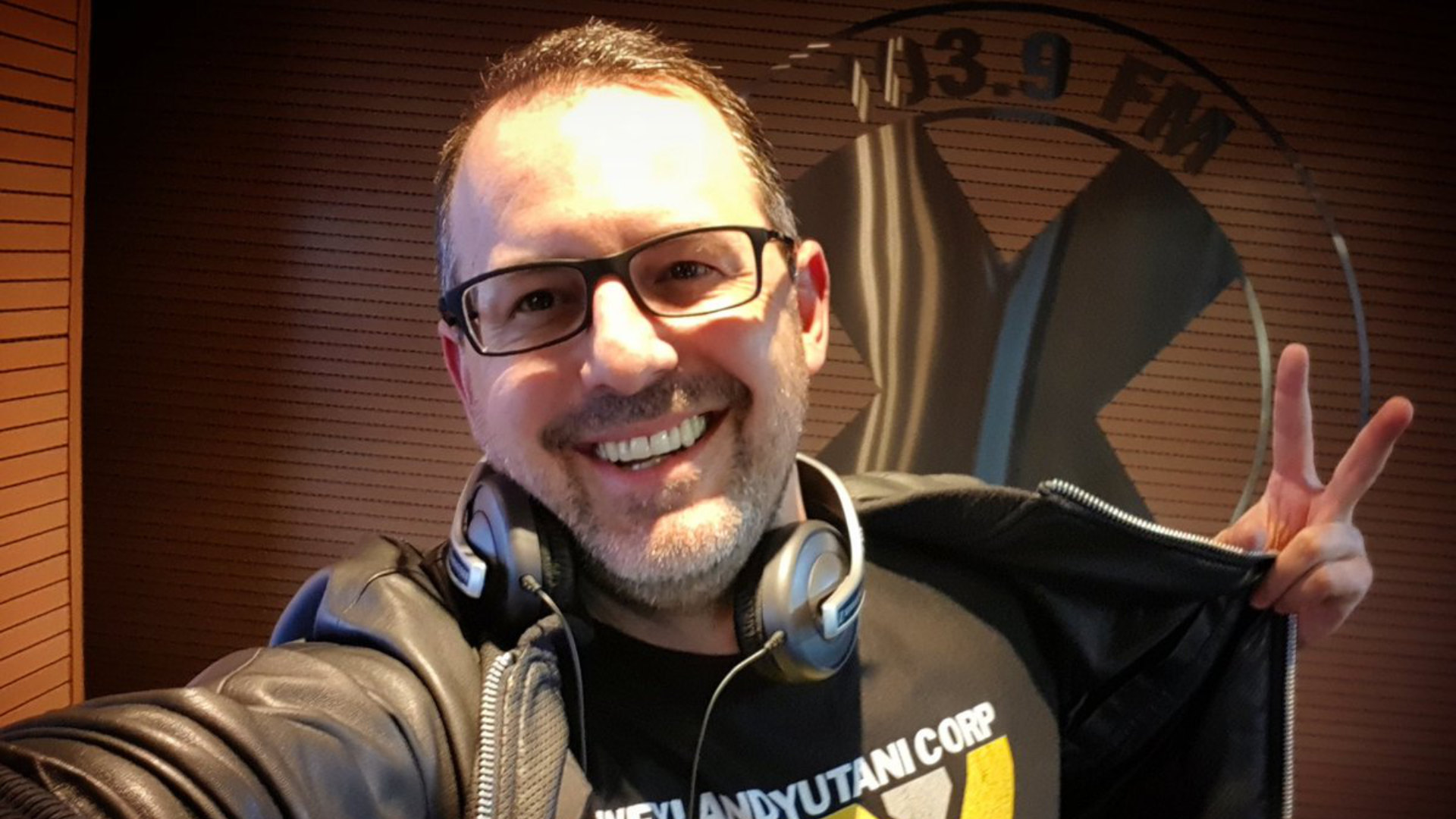 Reviva el #TBT #ONE2FIVE con Uribe DJ (mayo 14) Reviva el #TBT #ONE2FIVE con Uribe DJ (mayo 14)