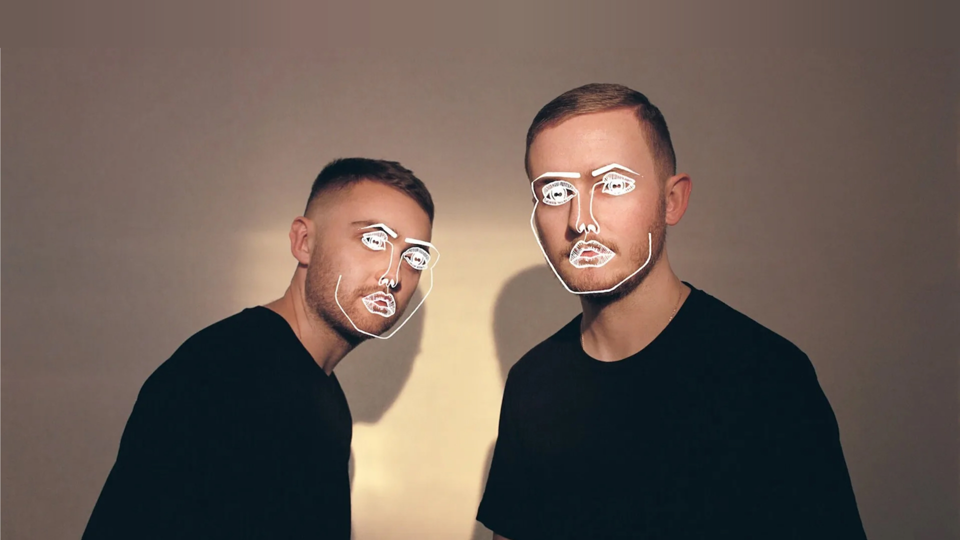 Disclosure lanza "Arachnids", un oscuro y envolvente sencillo inspirado en las arañas