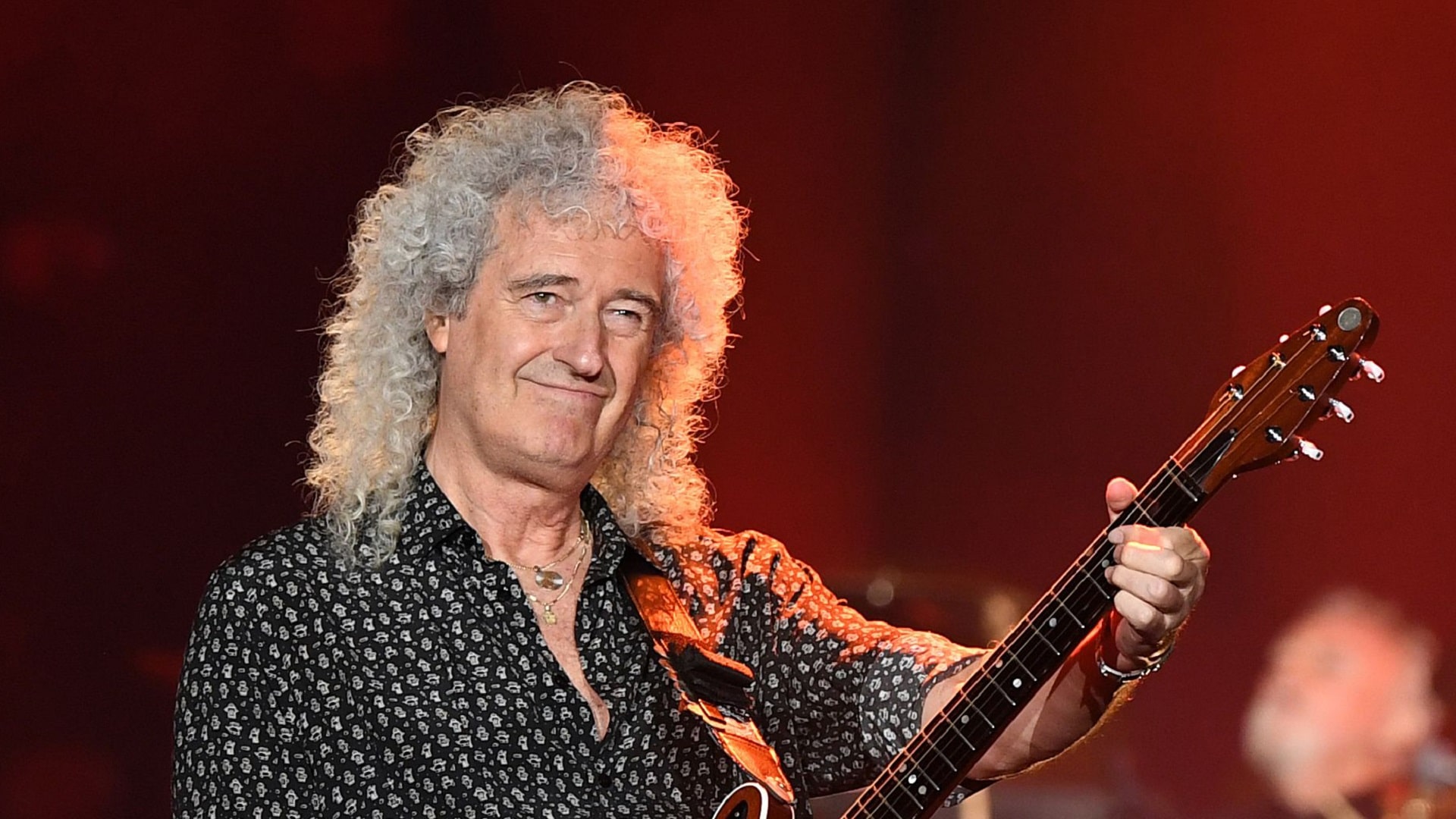 Brian May sufrió un ataque al corazón y fue operado Brian May sufrió un ataque al corazón y fue operado