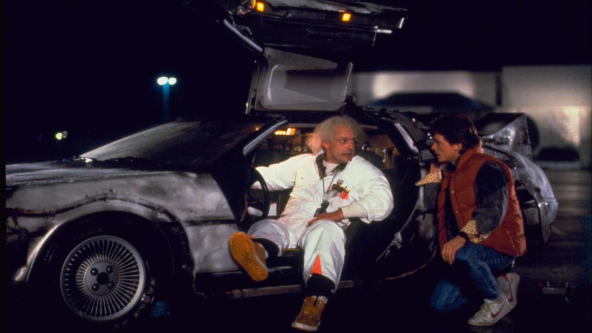 DeLorean musical: reviva el #TBT #ONE2FIVE con Uribe DJ