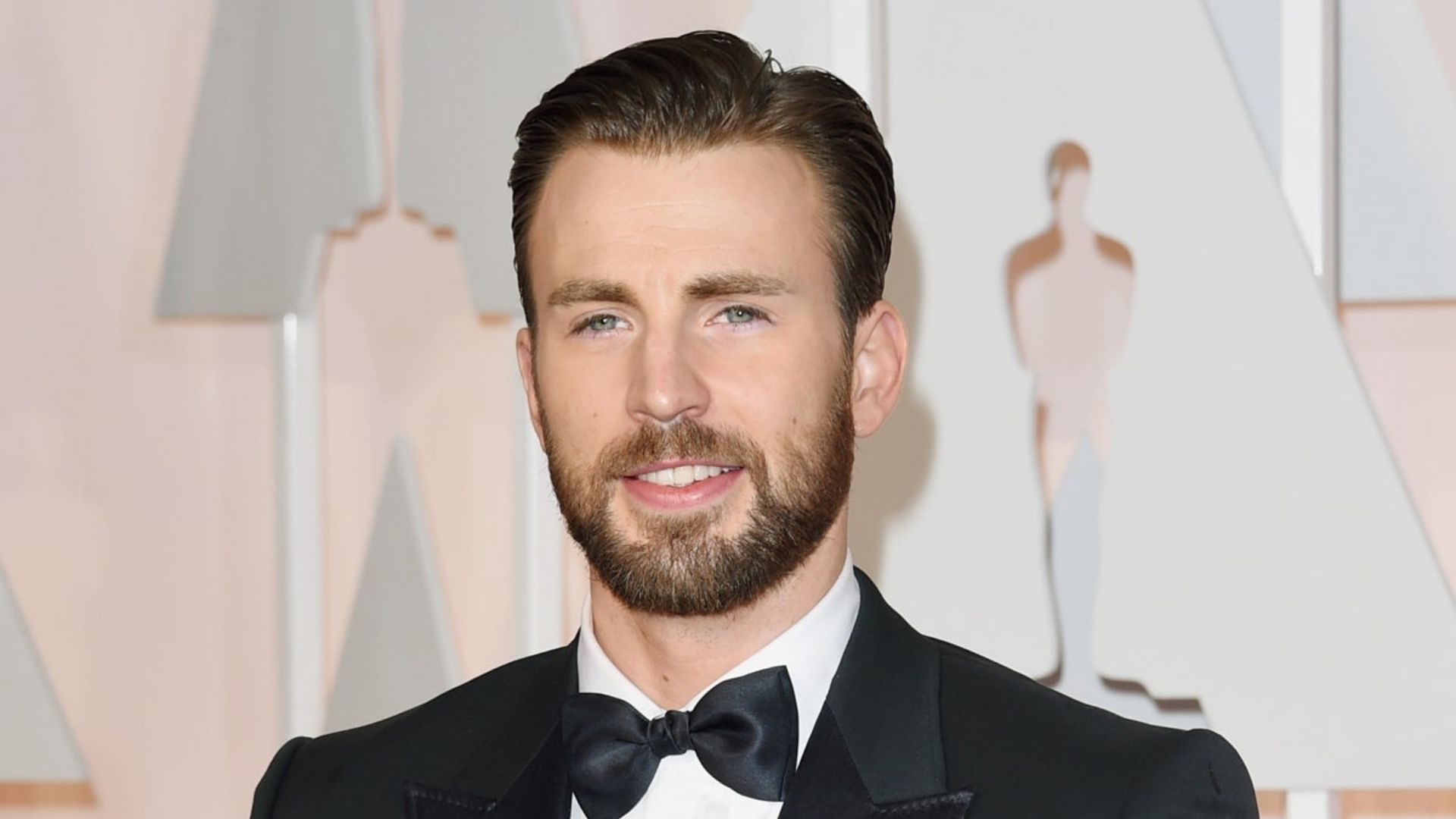 Chris Evans podría interpretar a Gene Kelly en nueva película Chris Evans podría interpretar a Gene Kelly en nueva película