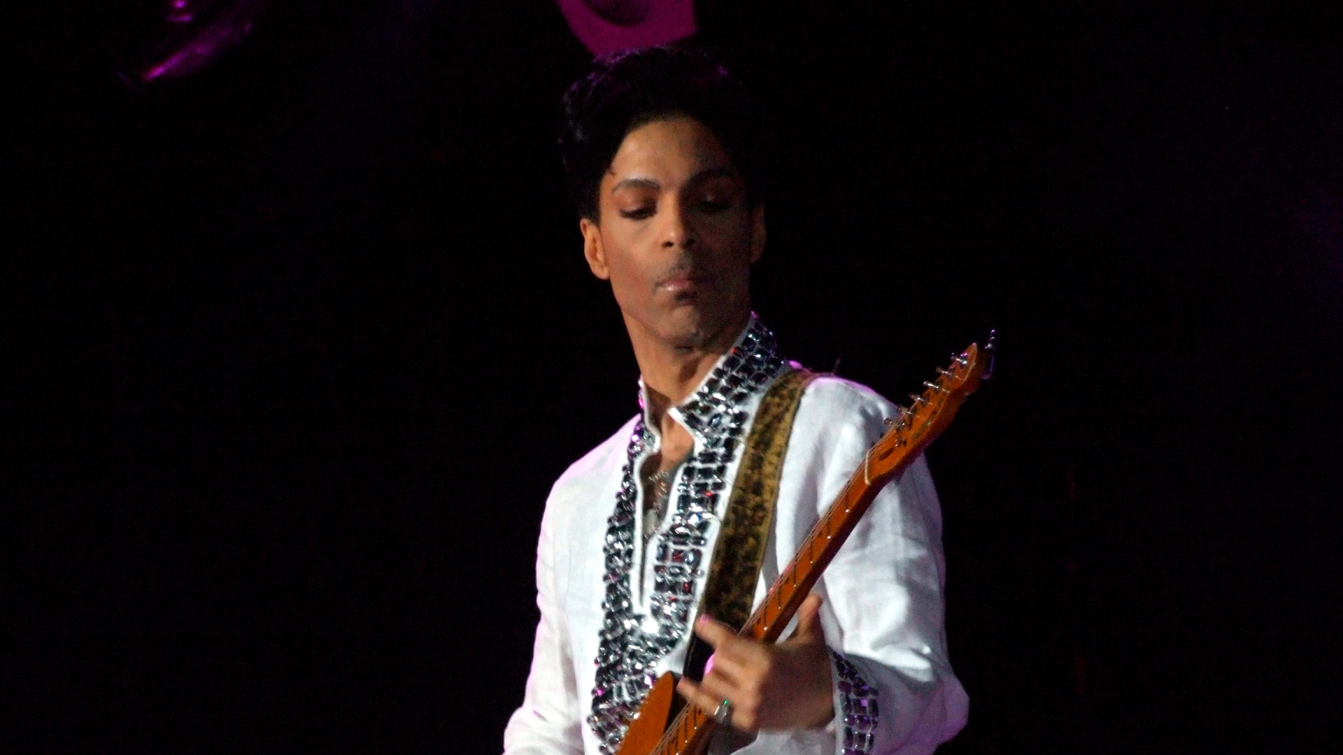 TikTok agrega toda la discografía de Prince a su plataforma